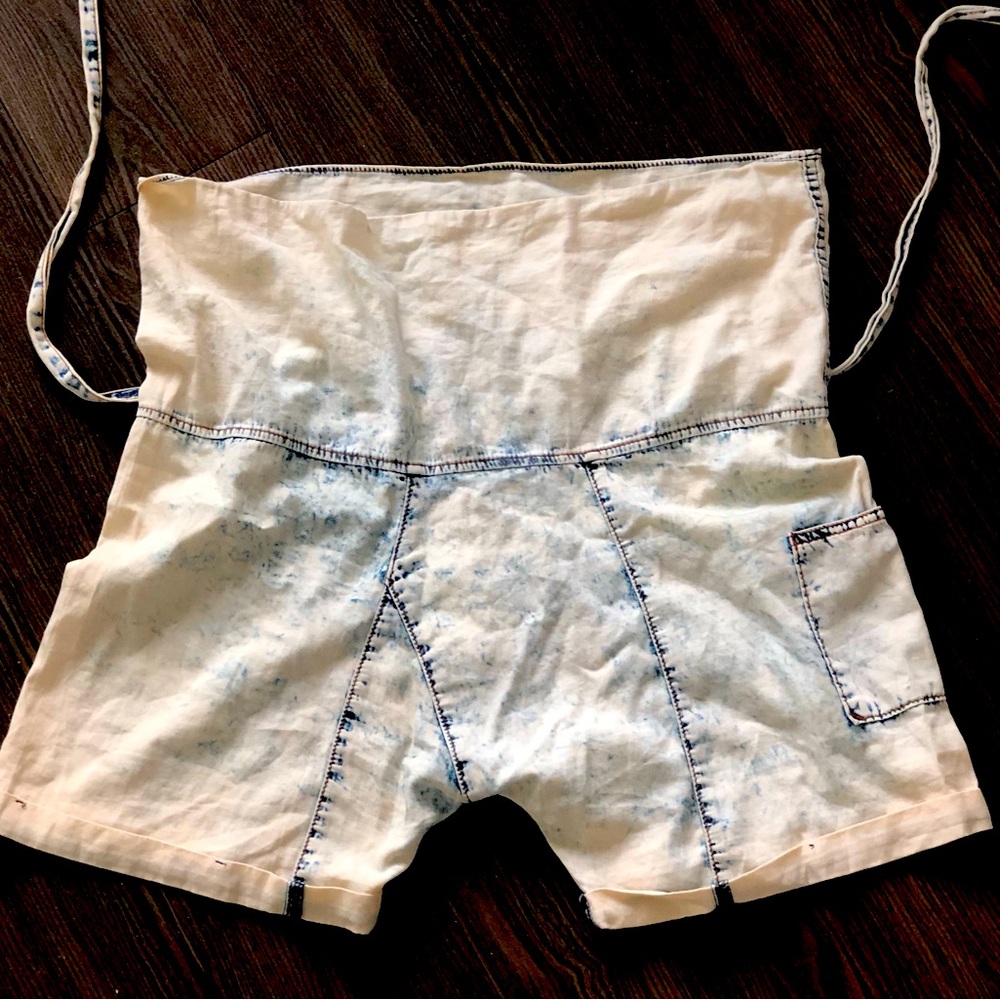 Distressed denim Basic Terrain belted fold over short SZ 0 NWT YOGA shorts